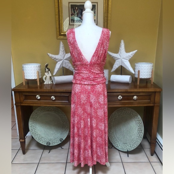 Dress Barn Red & White Floral Empire Waist Sleeveless Knee Length Midi Dress 10 - Picture 9 of 11